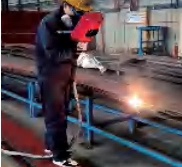 Rust removal of steel plates Rust removal of steel plates