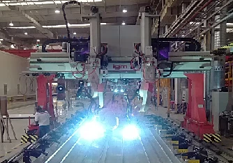 Simultaneous cleaning & welding
Simultaneous cleaning & welding